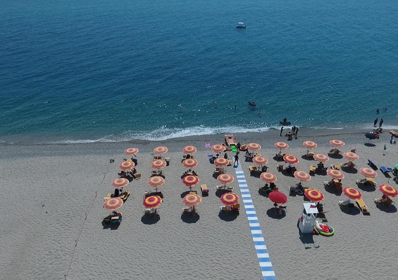 Hotel Federica Riace Marina Eksteriør billede