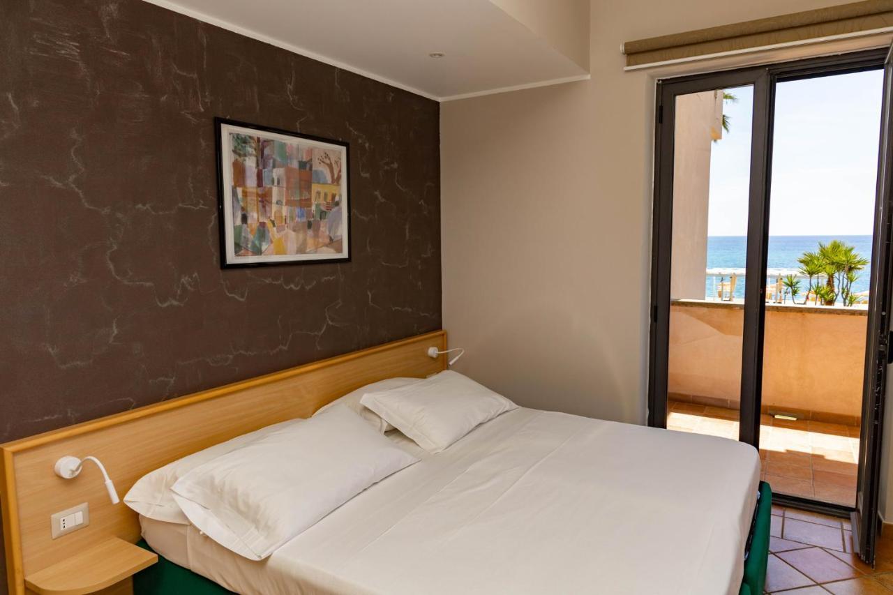 Hotel Federica Riace Marina Eksteriør billede