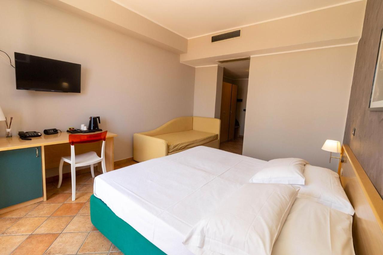 Hotel Federica Riace Marina Eksteriør billede