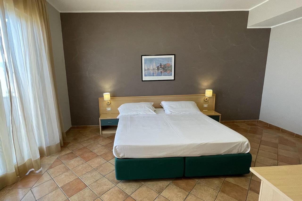 Hotel Federica Riace Marina Eksteriør billede